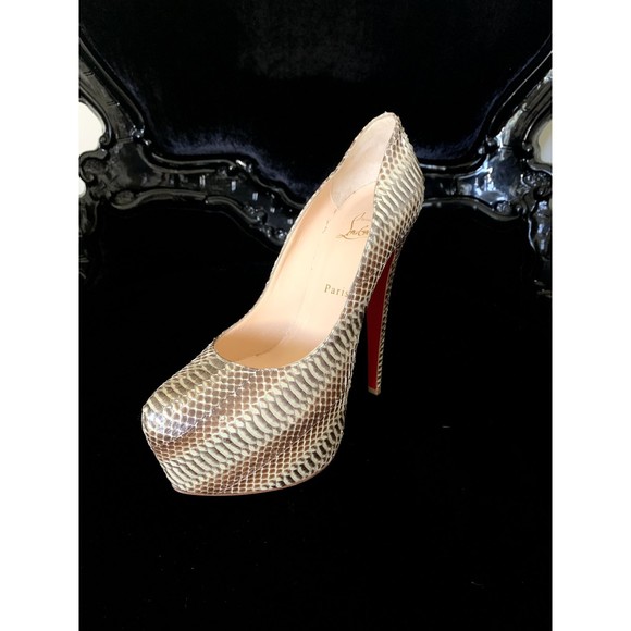 Christian Louboutin Daffoldile size 40 US 10 Python Platform Pumps Beige Ivory - Picture 6 of 12